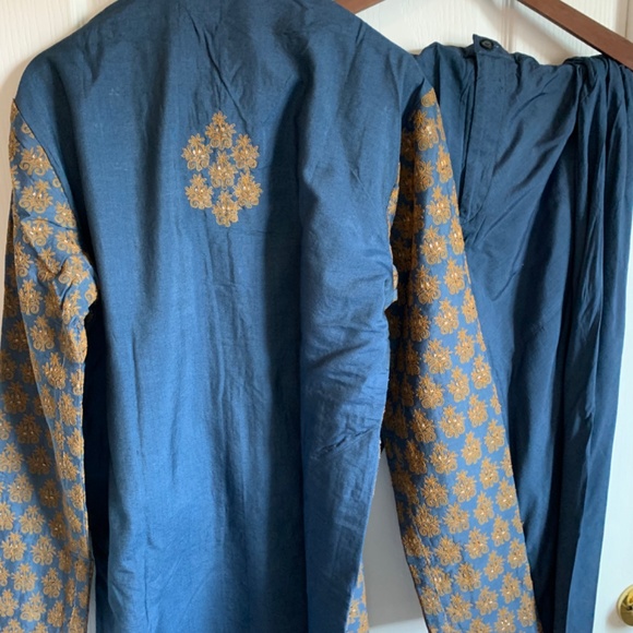 Men’s Kurta set in blue and gold. Pink Lotus by Rina Bhandari - Picture 3 of 7